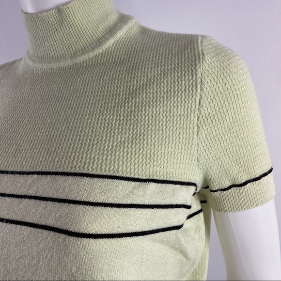 St. John Collection by Marie Gray Size S Green Short Sleeve Cropped Knit Top - Picture 5 of 10